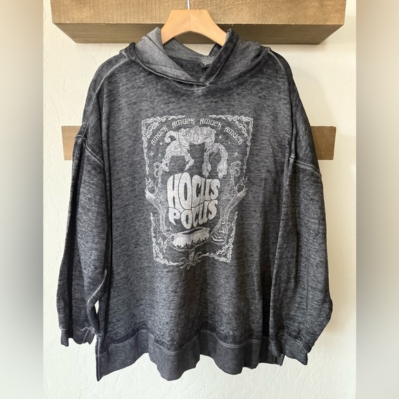 Disney Hocus Pocus|Gray wash lightweight sweatshirt in boho graphic•••plus size - Picture 7 of 11